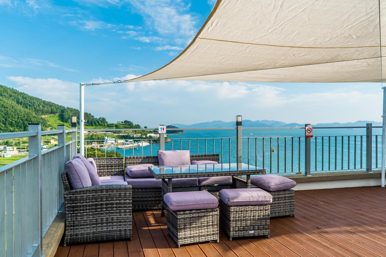 Namhae Sports Park Hotel Ngoại thất bức ảnh