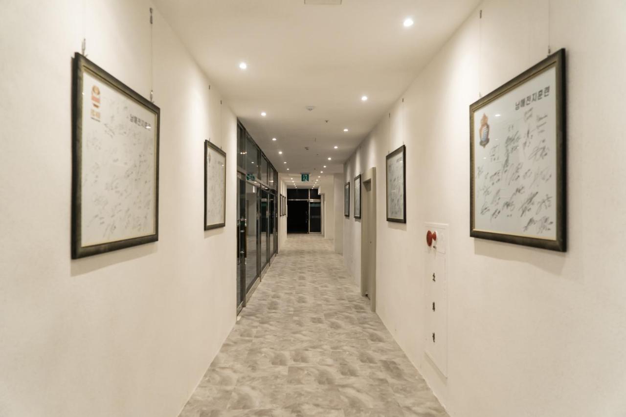 Namhae Sports Park Hotel Ngoại thất bức ảnh
