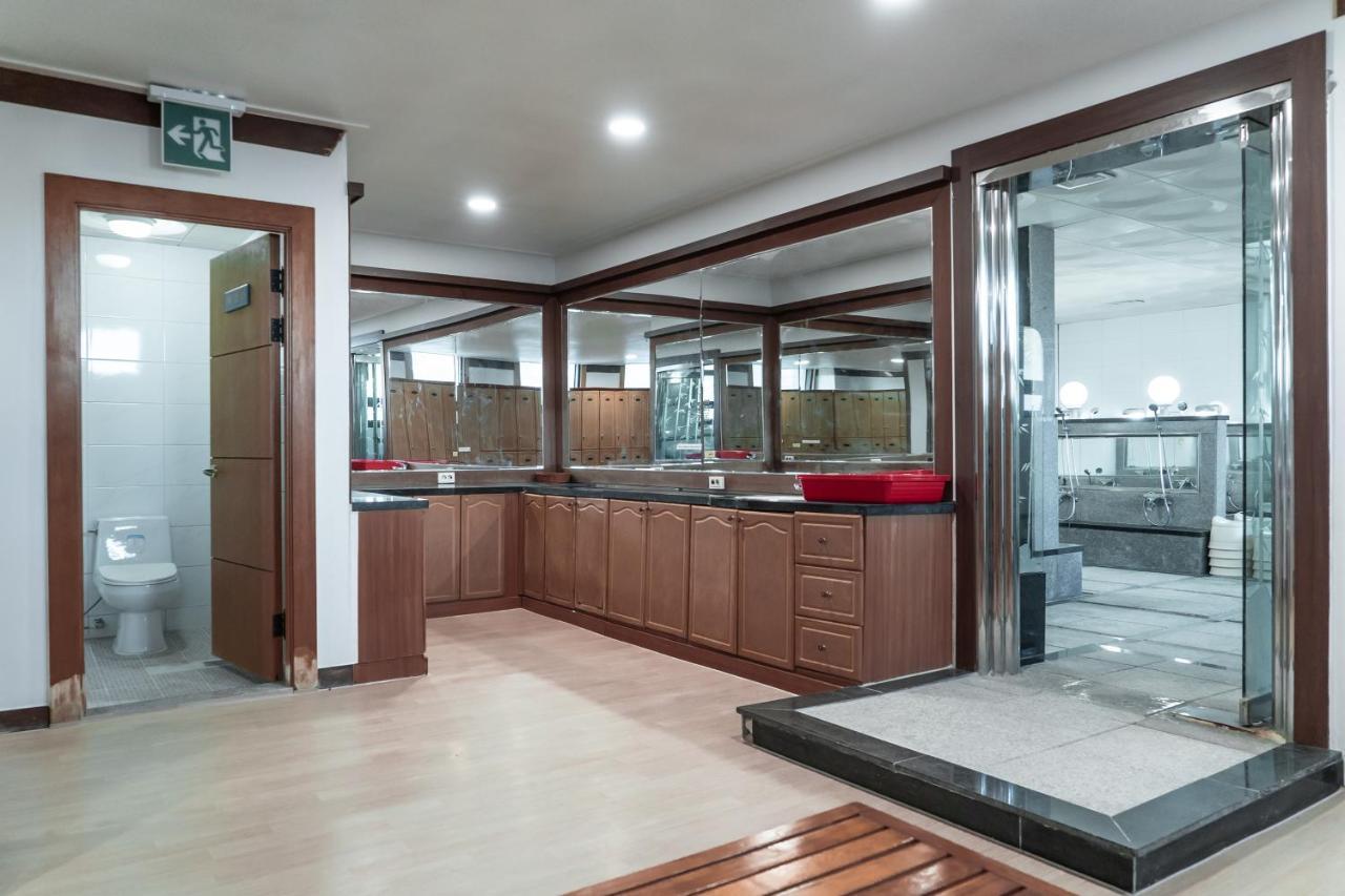 Namhae Sports Park Hotel Ngoại thất bức ảnh